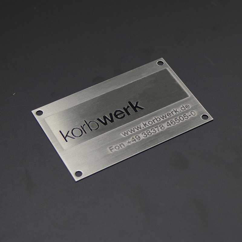 Plaque signalétique d\'entreprise en acier inoxydable avec gravure personnalisée